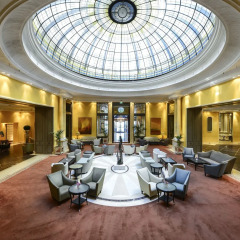 Hotel Bayerischer Hof вестибюль