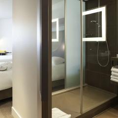 Novotel Paris Les Halles Hotel 4* Улучшенный номер с двуспальной кроватью