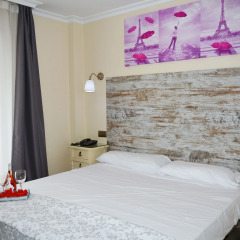 Hotel Caballero Errante Стандартный номер с двуспальной кроватью
