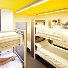 Amistat Beach Hostel Barcelona Кровать в общем номере с двухъярусной кроватью фото 3