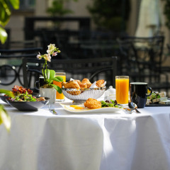 Paris Marriott Champs Elysees Hotel 5* Улучшенный номер с различными типами кроватей