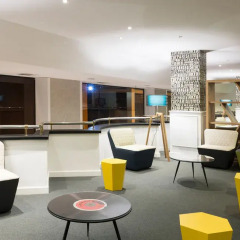 Отель TRYP Barcelona Apolo Барселона лобби фото 3