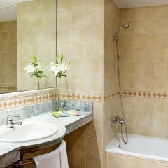 Отель H10 Mediterranean Village 4* Стандартный номер с различными типами кроватей фото 2