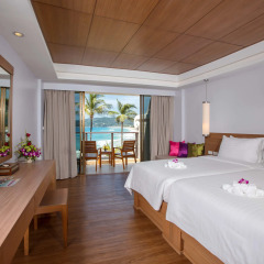 Отель Beyond Resort Karon 4* Номер Делюкс с двуспальной кроватью