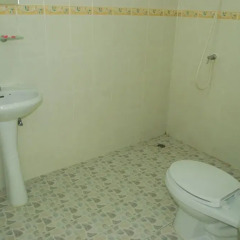 Отель Patong Palm Guesthouse ванная