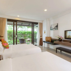 Отель Sawaddi Patong Resort & Spa 4* Улучшенный номер с различными типами кроватей фото 3