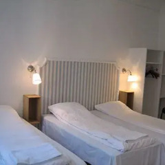 Hotel Loeven 2* Семейный номер Делюкс с двуспальной кроватью фото 8