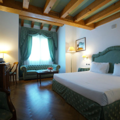 Отель Borgo Ca dei Sospiri 4* Стандартный семейный номер с двуспальной кроватью