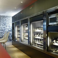 Отель citizenM Schiphol Airport ресторан