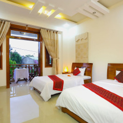Отель Hoang Thu Homestay 2* Стандартный семейный номер с двуспальной кроватью