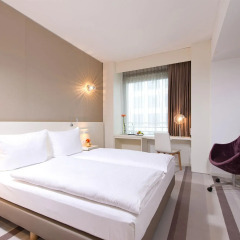 Leonardo Hotel Berlin Mitte 4* Улучшенный номер с различными типами кроватей фото 3