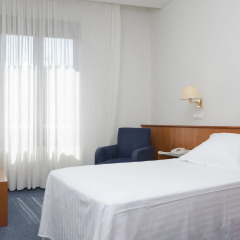 Peninsular Hotel 3* Стандартный номер с различными типами кроватей