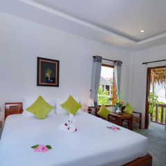 Отель An Bang Rainbow Beach Homestay 3* Номер Делюкс