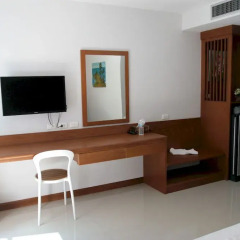 Отель Rojjana Residence удобства в номере фото 3