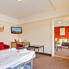 Richmond Hotel 3* Полулюкс с разными типами кроватей