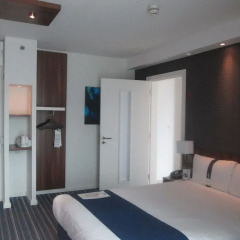 Отель Holiday Inn Express Manchester CC - Oxford Road комната для гостей фото 8