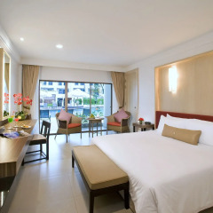 Отель Sawaddi Patong Resort & Spa 4* Номер Делюкс с различными типами кроватей фото 3