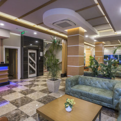 Lonicera City Hotel интерьер отеля