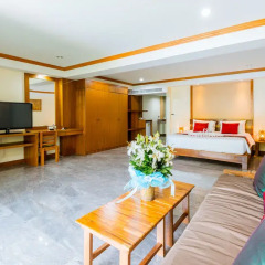 The Windmill Phuket Hotel комната для гостей фото 2