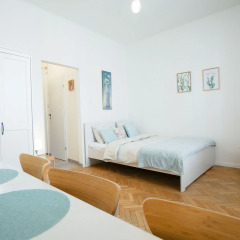 Отель Aaa Stay Market Square Апартаменты фото 2