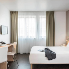 Отель Aparthotel Adagio access Paris Reuilly 3* Улучшенная студия с различными типами кроватей