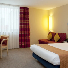 Отель Holiday Inn Express Berlin City Centre-West 3* Стандартный номер с различными типами кроватей