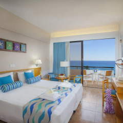 Отель Cavo Maris Beach 3* Люкс с различными типами кроватей