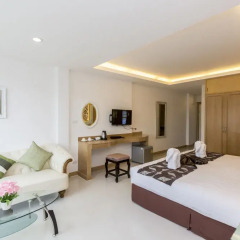 Отель Triple Three Patong комната для гостей фото 15