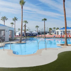 Отель Westgate Las Vegas Resort & Casino открытый бассейн