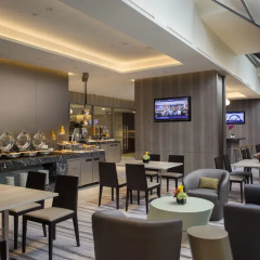 Carlton Hotel Singapore вестибюль отеля