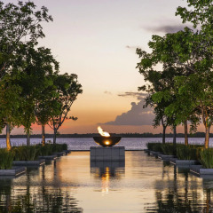 Отель Nizuc Resort & Spa вестибюль
