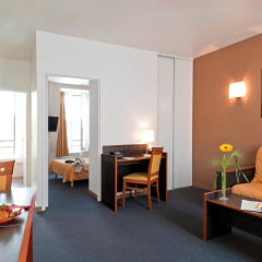 Отель Aparthotel Adagio access Paris Philippe Auguste 3* Апартаменты с различными типами кроватей
