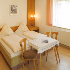 Hotel Tautermann 3* Стандартный номер с двуспальной кроватью