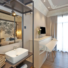Отель Hostal Central Barcelona Стандартный номер с различными типами кроватей