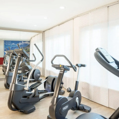 Hotel NH Düsseldorf City Nord гимнастика