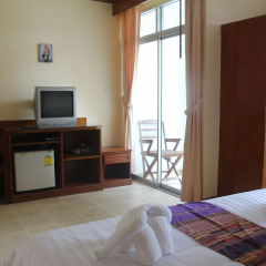 Отель La Piccola Patong 2 Family Guesthouse 2* Номер Делюкс с различными типами кроватей
