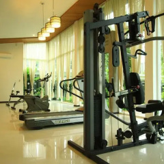 Отель Two Villas Holiday Oxygen Style Bangtao Beach спортивное сооружение