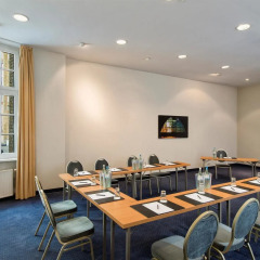 Отель Wyndham Garden Berlin Mitte конференц-зал фото 2