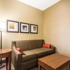 Отель Comfort Suites Effingham 2* Люкс с различными типами кроватей