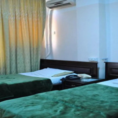 Al Saleh Hotel 3* Стандартный номер с двуспальной кроватью