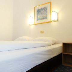 Hotel Königshof The Arthouse 3* Двухместный номер с двуспальной кроватью