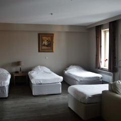 Отель Ambassador Suites Antwerp Стандартный номер с различными типами кроватей