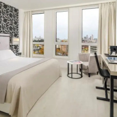 Отель H10 London Waterloo 4* Стандартный номер с двуспальной кроватью фото 4