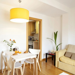 Апартаменты Ainb Eixample Entenza Apartments Апартаменты