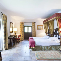 Отель Parador De Cangas De Onis 4* Улучшенный номер фото 2