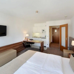Vi Vadi Hotel downtown munich комната для гостей фото 31