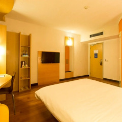 Отель Ibis Dongguan Dongcheng 3* Стандартный номер с различными типами кроватей