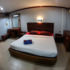 Отель The Little Mermaid Guesthouse & Restaurant 3* Номер Эконом разные типы кроватей