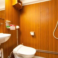 MS Birger Jarl - Hotel & Hostel Бунгало