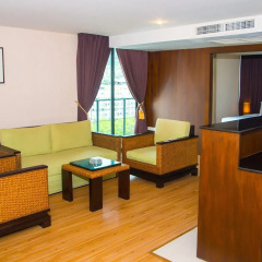 Отель PGS Hotels Patong 3* Стандартный номер с различными типами кроватей фото 3
